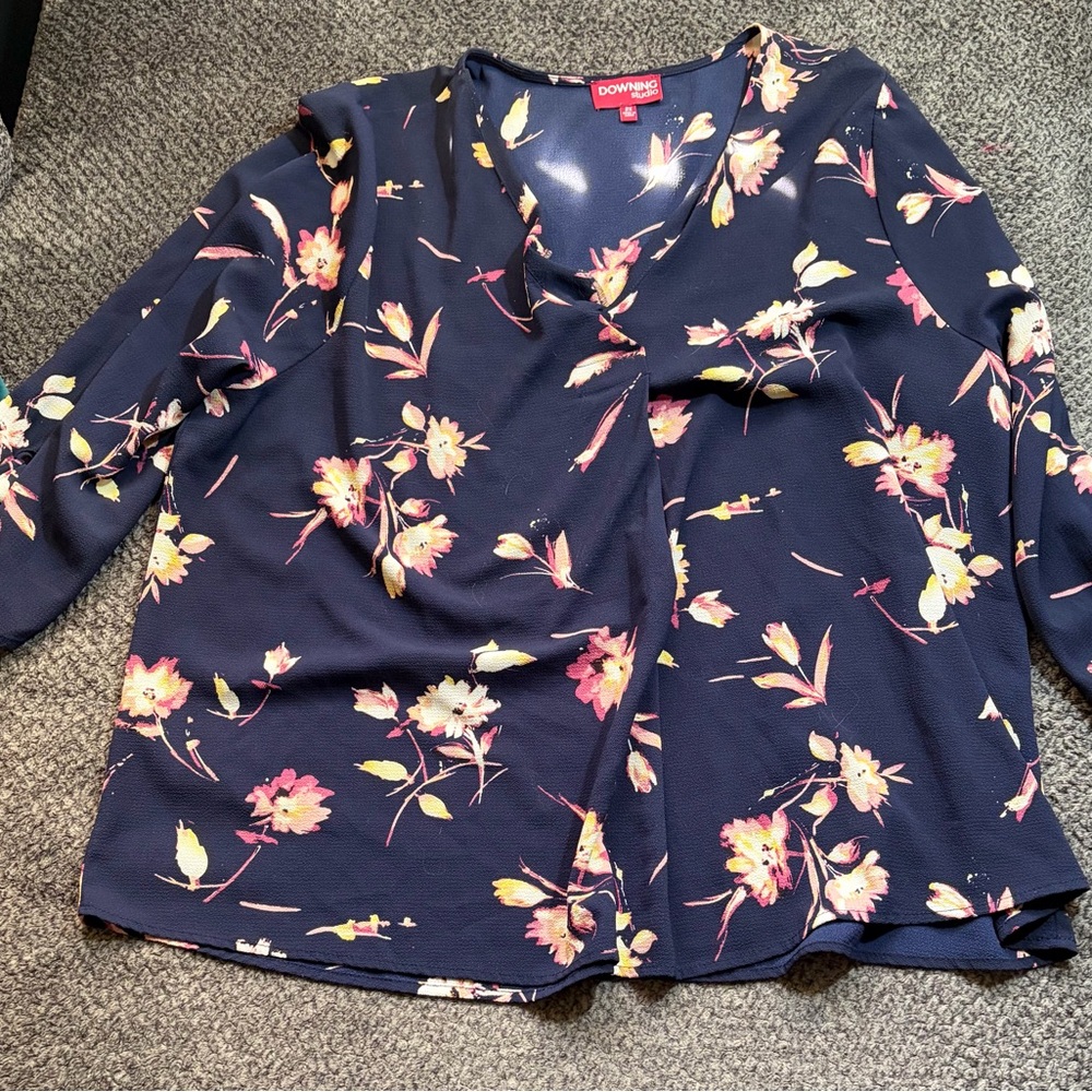 Navy Floral V-Neck Blouse
